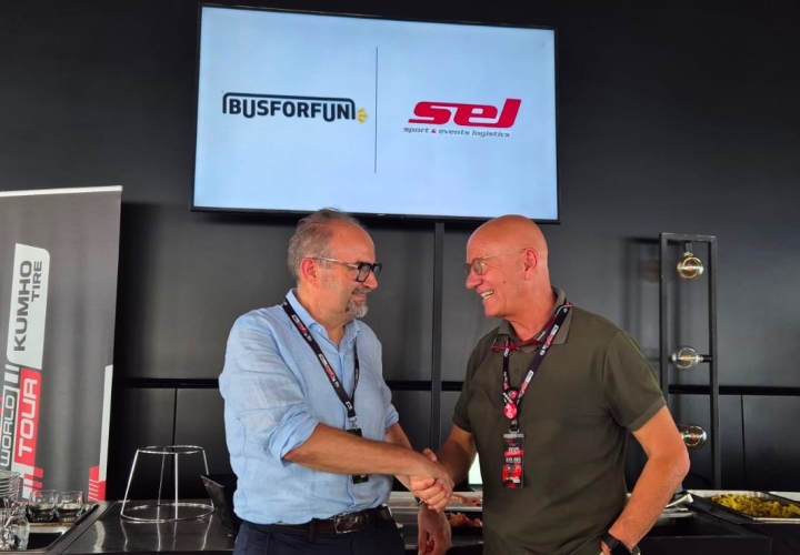SEL and BusForFun: a new partnership for event mobility